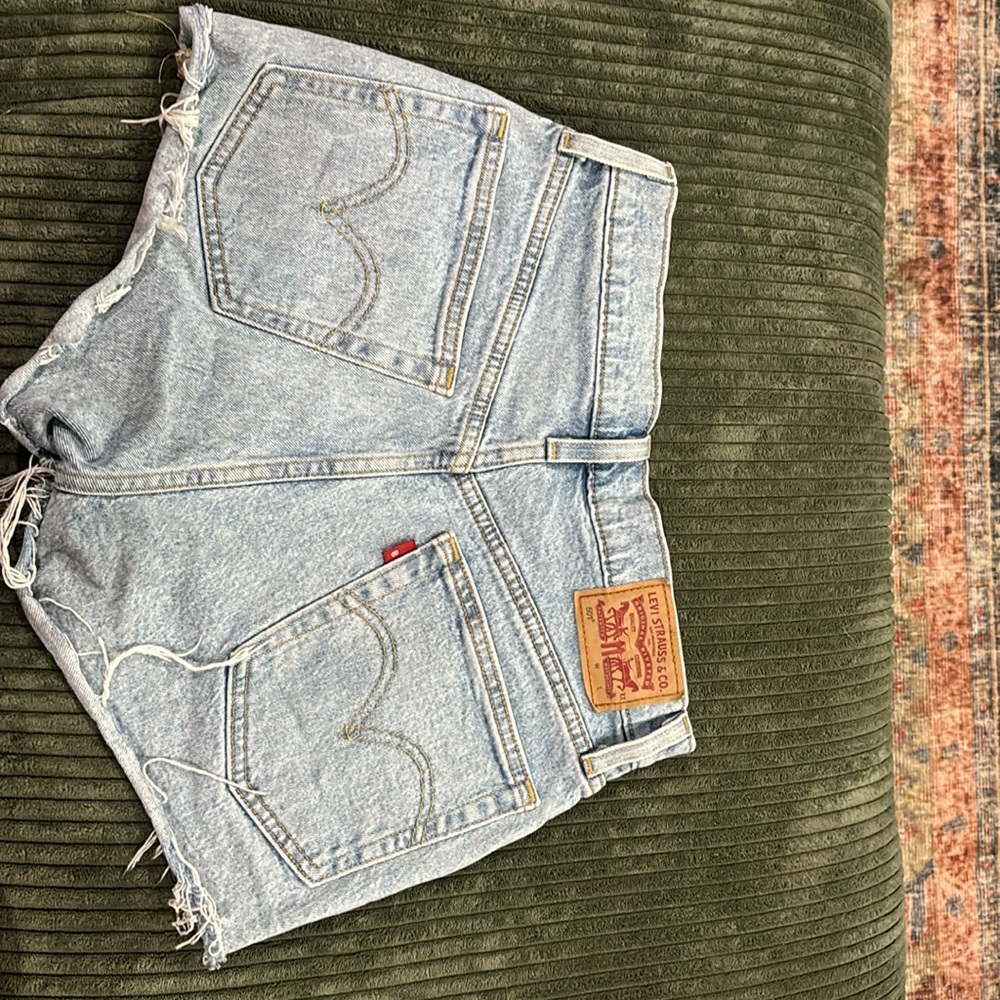Levi’s 501 woman’s high waisted shorts